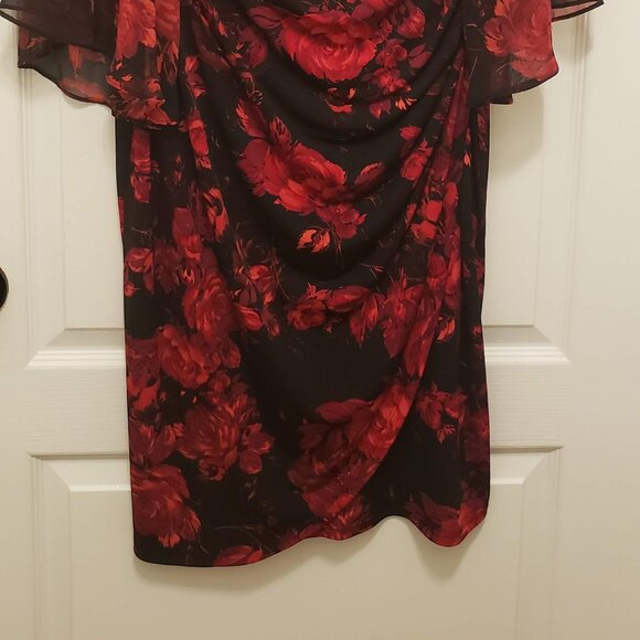 Black & Red Floral Georgette w/ Boat Neck & Cinch waist Knee length sheer sleeve - Picture 4 of 7